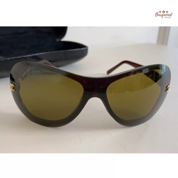 Authentic CHANEL Brown Frame Goldtone Chanel "CC" Logos Tint Sunglasses - Picture 10 of 12